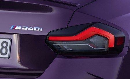 2022 BMW M240i xDrive Coupe Tail Light Wallpapers 450x275 (154)