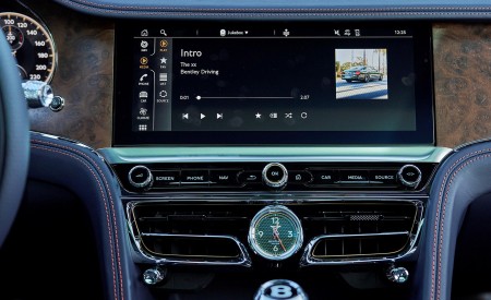 2022 Bentley Flying Spur Hybrid Central Console Wallpapers  450x275 (136)