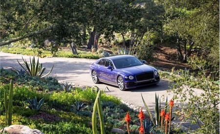 2022 Bentley Flying Spur Hybrid Front Three-Quarter Wallpapers 450x275 (43)