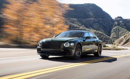 2022 Bentley Flying Spur Hybrid Front Three-Quarter Wallpapers 450x275 (13)