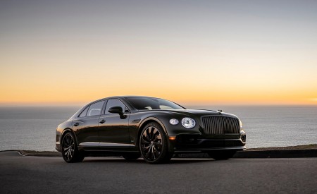 2022 Bentley Flying Spur Hybrid Front Three-Quarter Wallpapers  450x275 (41)