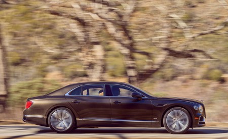 2022 Bentley Flying Spur Hybrid Side Wallpapers 450x275 (47)