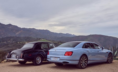 2022 Bentley Flying Spur Hybrid Wallpapers  450x275 (52)