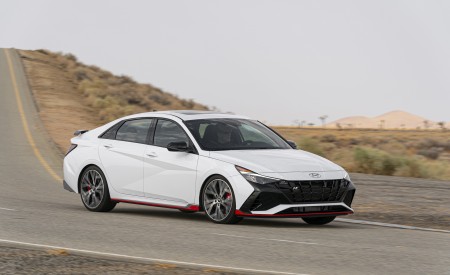 2022 Hyundai Elantra N Front Three-Quarter Wallpapers 450x275 (22)