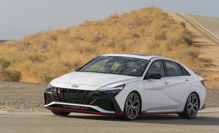 2022 Hyundai Elantra N Front Three-Quarter Wallpapers 450x275 (2)
