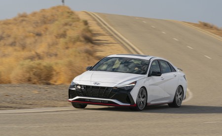 2022 Hyundai Elantra N Front Three-Quarter Wallpapers 450x275 (24)