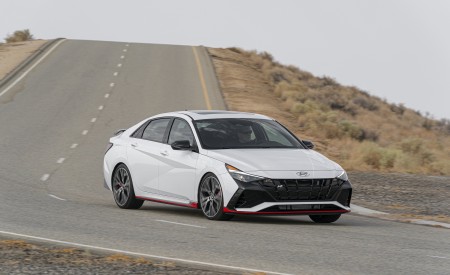 2022 Hyundai Elantra N Front Three-Quarter Wallpapers 450x275 (25)