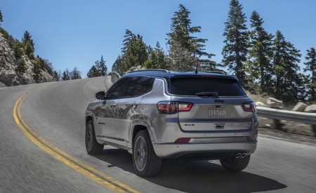 2022 Jeep Compass High Altitude Rear Three-Quarter Wallpapers 450x275 (2)