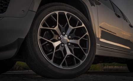 2022 Jeep Grand Cherokee Summit 4xe Wheel Wallpapers 450x275 (60)