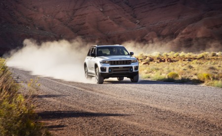 2022 Jeep Grand Cherokee Trailhawk 4xe Front Wallpapers  450x275 (10)