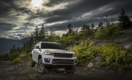 2022 Jeep Grand Cherokee Trailhawk 4xe Off-Road Wallpapers  450x275 (4)