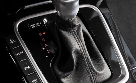 2022 Kia ProCeed GT Central Console Wallpapers 450x275 (17)