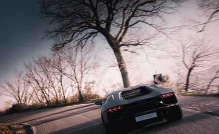 2022 Lamborghini Aventador LP 780-4 Ultimae Rear Wallpapers 450x275 (14)