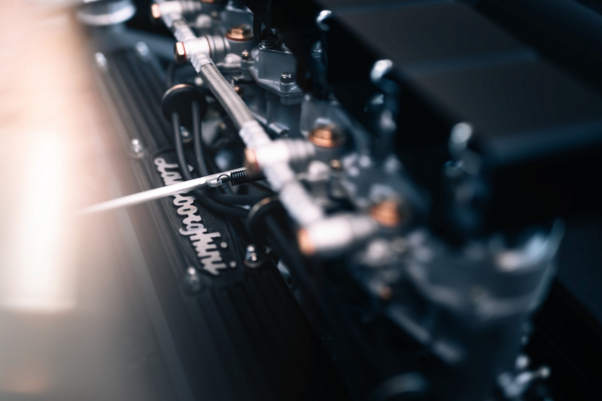 2022 Lamborghini Aventador LP 780-4 Ultimae Roadster Engine Wallpapers (15)