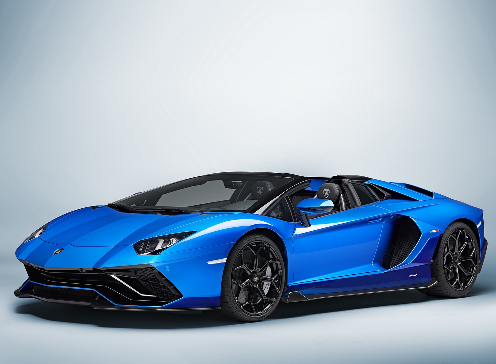 2022 Lamborghini Aventador LP 780-4 Ultimae Roadster Front Three-Quarter Wallpapers #51 of 82