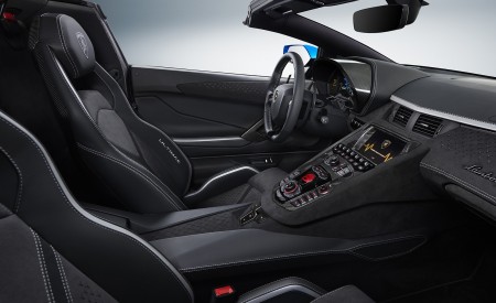 2022 Lamborghini Aventador LP 780-4 Ultimae Roadster Interior Wallpapers 450x275 (60)