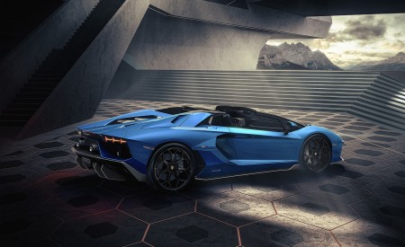 2022 Lamborghini Aventador LP 780-4 Ultimae Roadster Rear Three-Quarter Wallpapers 450x275 (49)