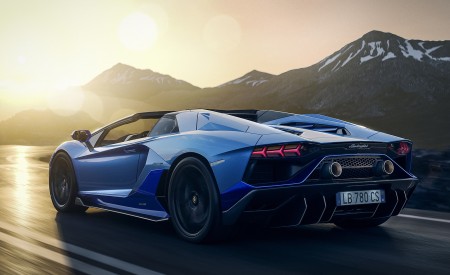 2022 Lamborghini Aventador LP 780-4 Ultimae Roadster Rear Three-Quarter Wallpapers 450x275 (41)