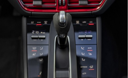 2022 Porsche Macan GTS (Color: Carmine Red) Central Console Wallpapers 450x275 (40)