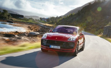 2022 Porsche Macan GTS (Color: Carmine Red) Front Wallpapers 450x275 (53)