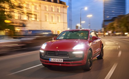 2022 Porsche Macan GTS (Color: Carmine Red) Front Wallpapers 450x275 (5)