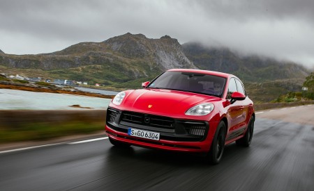 2022 Porsche Macan GTS (Color: Carmine Red) Front Wallpapers 450x275 (65)