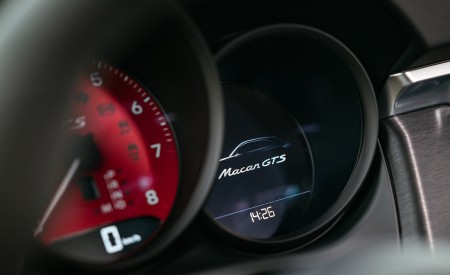 2022 Porsche Macan GTS (Color: Carmine Red) Instrument Cluster Wallpapers 450x275 (95)
