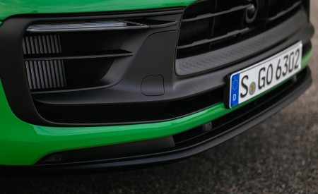 2022 Porsche Macan GTS with Sport package (Color: Python Green) Detail Wallpapers 450x275 (164)