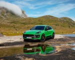 2022 Porsche Macan GTS with Sport package (Color: Python Green) Front Three-Quarter Wallpapers 150x120