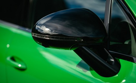 2022 Porsche Macan GTS with Sport package (Color: Python Green) Mirror Wallpapers 450x275 (161)