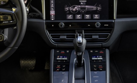 2022 Porsche Macan S (Color: Papaya Metallic) Central Console Wallpapers 450x275 (100)