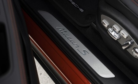 2022 Porsche Macan S (Color: Papaya Metallic) Door Sill Wallpapers 450x275 (185)