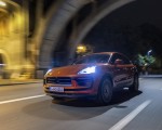 2022 Porsche Macan S (Color: Papaya Metallic) Front Three-Quarter Wallpapers 150x120 (28)