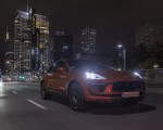 2022 Porsche Macan S (Color: Papaya Metallic) Front Three-Quarter Wallpapers 150x120 (30)