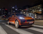 2022 Porsche Macan S (Color: Papaya Metallic) Front Three-Quarter Wallpapers 150x120 (20)