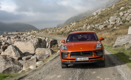 2022 Porsche Macan S (Color: Papaya Metallic) Front Wallpapers 450x275 (116)