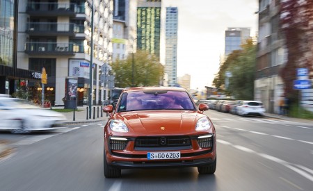 2022 Porsche Macan S (Color: Papaya Metallic) Front Wallpapers 450x275 (61)
