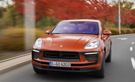 2022 Porsche Macan S (Color: Papaya Metallic) Front Wallpapers 450x275 (69)
