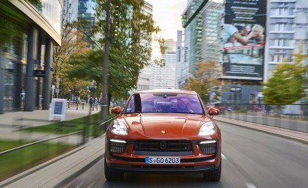 2022 Porsche Macan S (Color: Papaya Metallic) Front Wallpapers 450x275 (46)