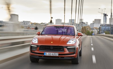 2022 Porsche Macan S (Color: Papaya Metallic) Front Wallpapers  450x275 (72)