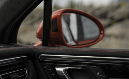2022 Porsche Macan S (Color: Papaya Metallic) Interior Detail Wallpapers 450x275 (197)