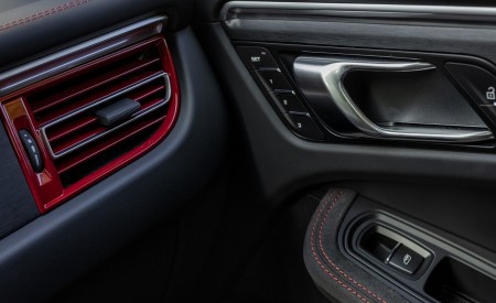 2022 Porsche Macan S (Color: Papaya Metallic) Interior Detail Wallpapers 450x275 (105)