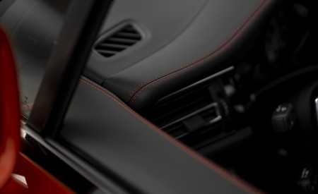 2022 Porsche Macan S (Color: Papaya Metallic) Interior Detail Wallpapers 450x275 (189)