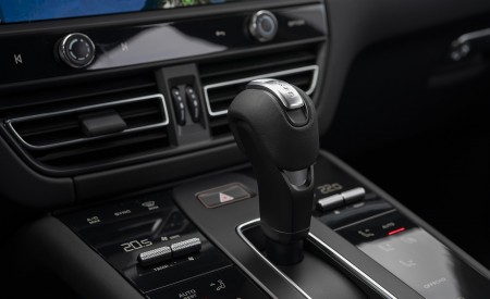 2022 Porsche Macan S (Color: Papaya Metallic) Interior Detail Wallpapers 450x275 (200)