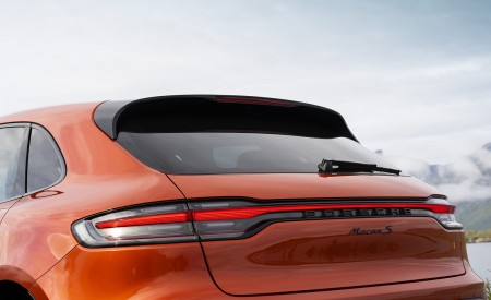 2022 Porsche Macan S (Color: Papaya Metallic) Tail Light Wallpapers 450x275 (178)