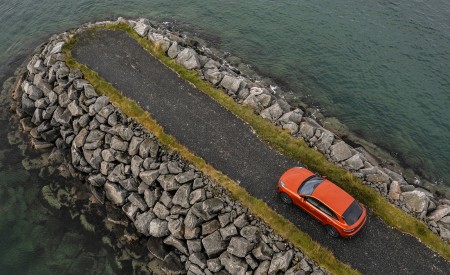 2022 Porsche Macan S (Color: Papaya Metallic) Top Wallpapers 450x275 (170)