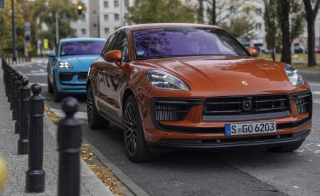 2022 Porsche Macan S (Color: Papaya Metallic) Wallpapers 450x275 (82)