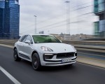 2022 Porsche Macan S (Color: White) Front Three-Quarter Wallpapers 150x120 (7)