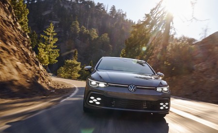 2022 Volkswagen Golf GTI (US-Spec) Front Wallpapers 450x275 (98)