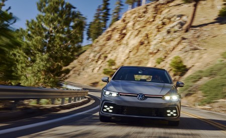 2022 Volkswagen Golf GTI (US-Spec) Front Wallpapers 450x275 (5)
